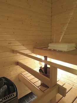 Kotimaailma 3*