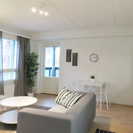 Kotimaailma 3*